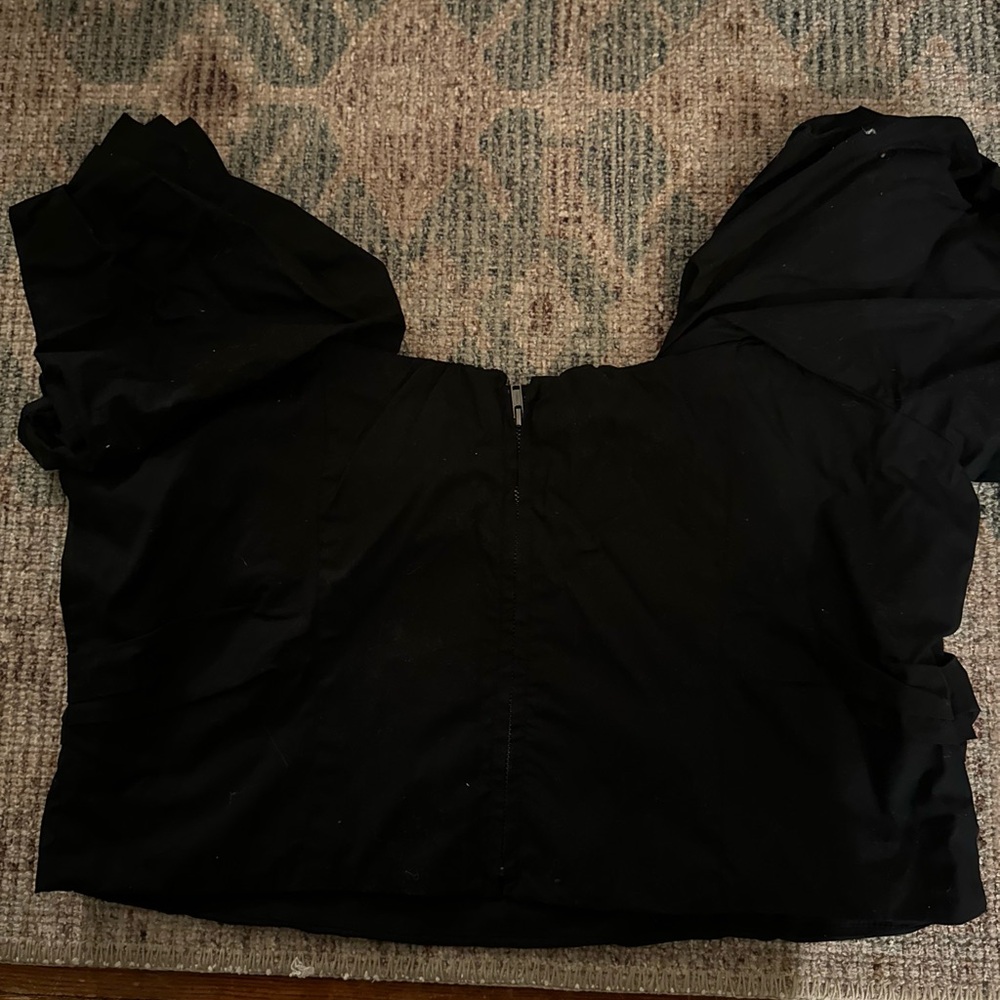 LOFT Black Ruffled Crop Top - Picture 2 of 3